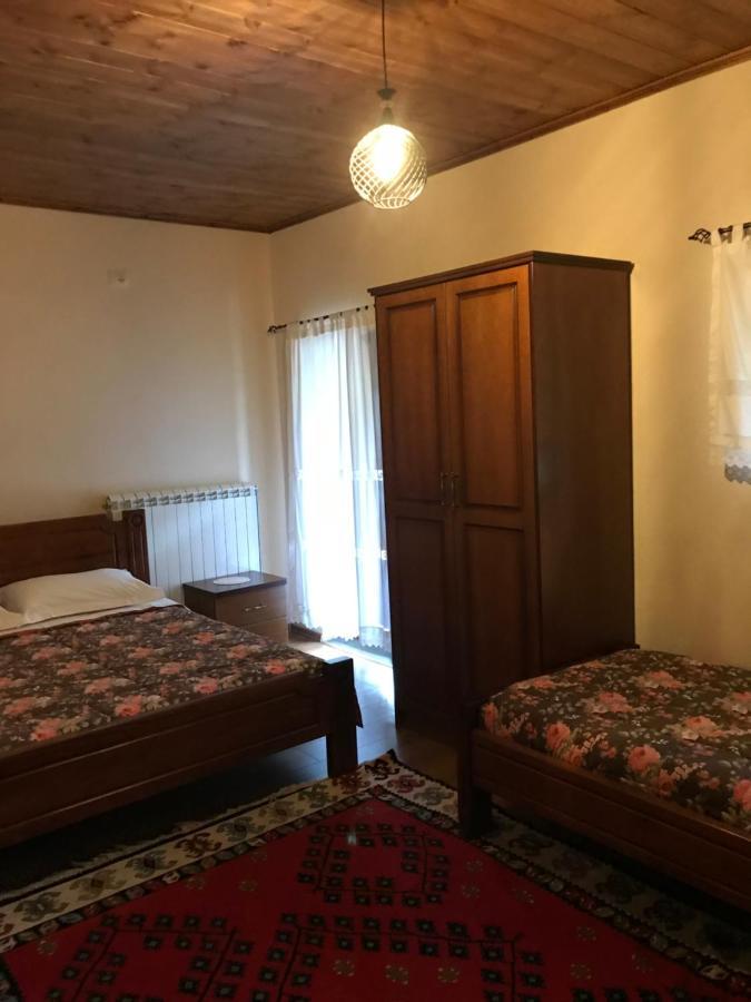 Hostel Bujtina Hader Xhebro Tepelene Zewnętrze zdjęcie