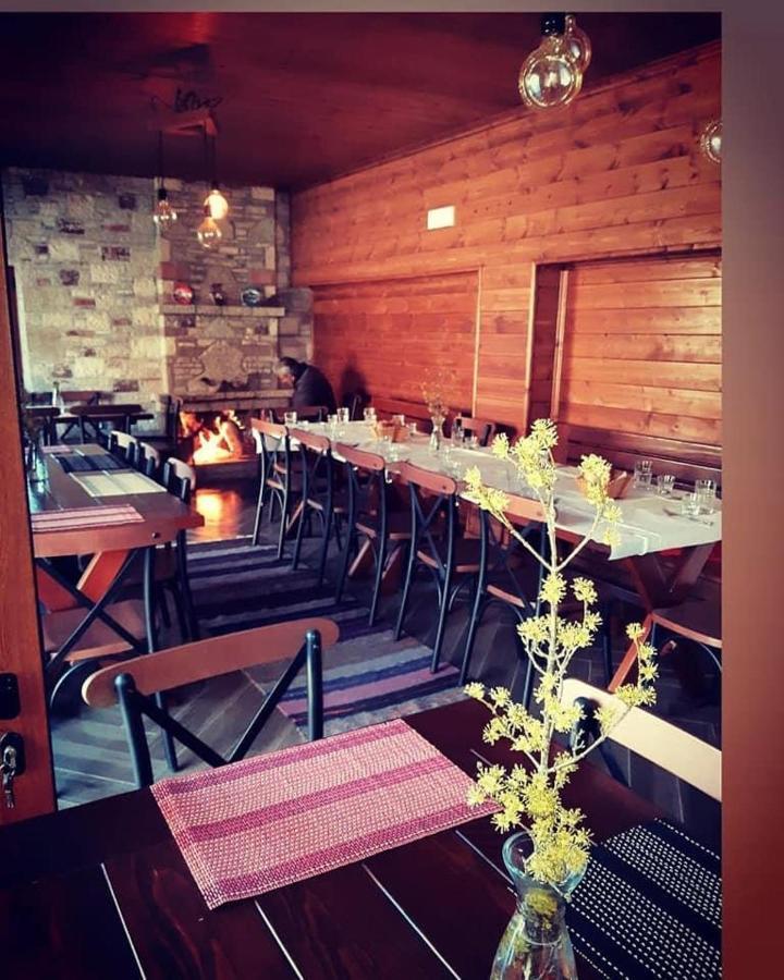 Hostel Bujtina Hader Xhebro Tepelene Zewnętrze zdjęcie