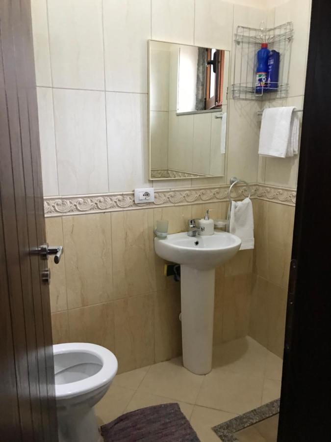 Hostel Bujtina Hader Xhebro Tepelene Zewnętrze zdjęcie