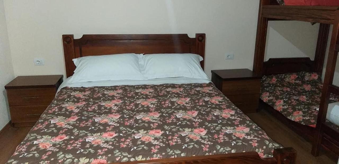 Hostel Bujtina Hader Xhebro Tepelene Zewnętrze zdjęcie