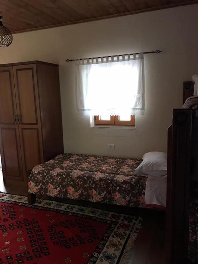 Hostel Bujtina Hader Xhebro Tepelene Zewnętrze zdjęcie